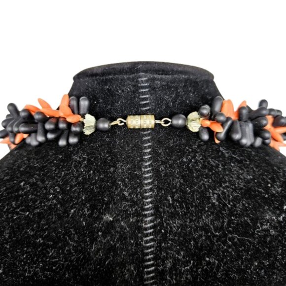 Fun Black/Coral Colored Necklace - Picture 3 of 7